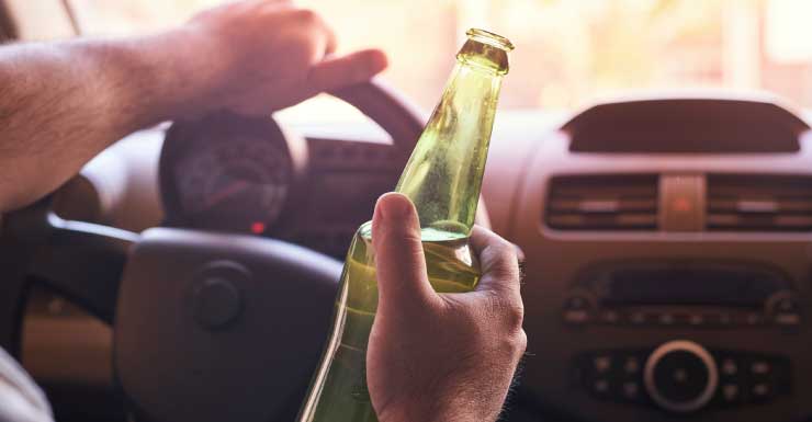 Woman charged with DUI in Pinellas after crashing into trolley