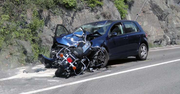 1 injured in motorcycle crash on I-75 near Alico Rd exit in Lee County