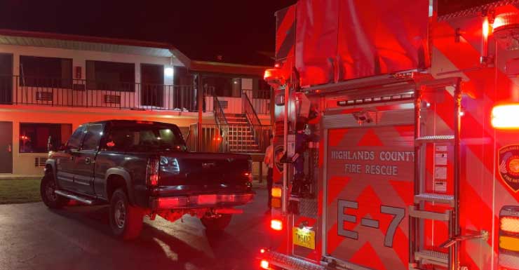 2 dead after fire at an Avon Park hotel