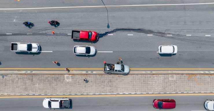 Driver strikes multiple Miami-Dade deputies while fleeing traffic stop