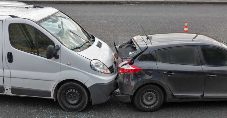 Man dead, 2 women critical after Corvette crashes in Opa-locka, bursts into flames; good Samaritan speaks out