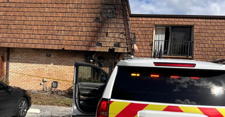 Red Cross volunteers help 8 people after two Palm Beach County home fires