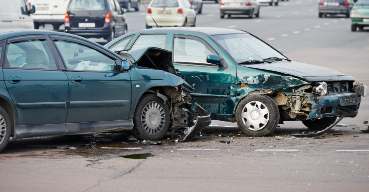 USPS driver ejected and seriously injured in Fort Lauderdale crash