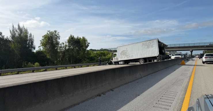 Major crash shuts down Florida's Turnpike northbound in Palm Beach County