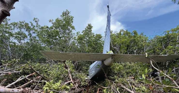2 on board plane that crashed into mangroves in Key West, FAA says