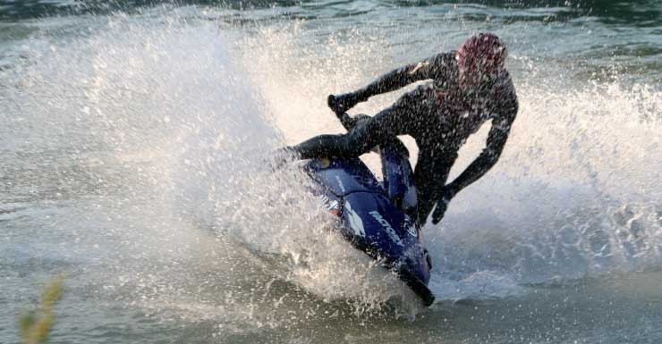 2 teens hospitalized after jet ski crash in Groveland, FWC says