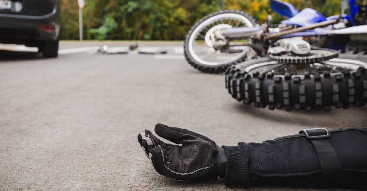 Lady Lake man dies after crashing motorcycle into tree in Marion County