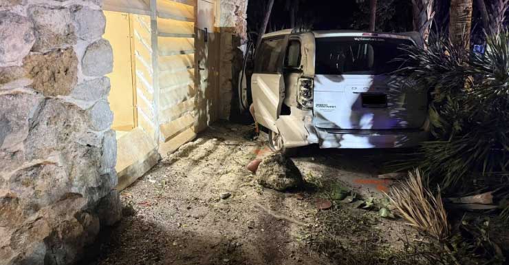 Teen arrested for reckless driving after crashing into Venice Beach Pavilion, police say