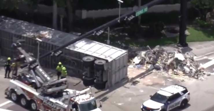 Tractor-trailer overturns, spills debris in Coconut Creek; no injuries reported