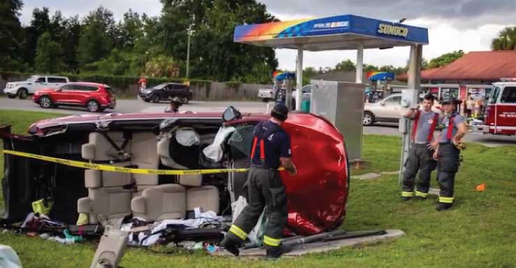 3 hospitalized after SUV flips in Belleview crash