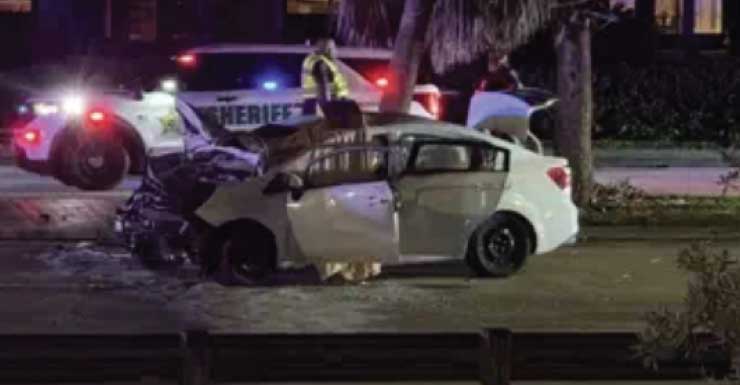 Deadly crash shuts down westbound College Parkway in Lee County