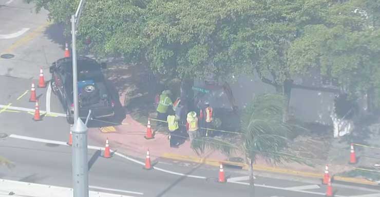Public bus crashes into building, prompting evacuation and street closures in Miami Beach