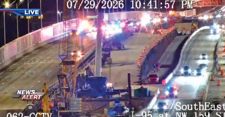 Rollover crash on I-95 NB in North Miami-Dade causes traffic delays