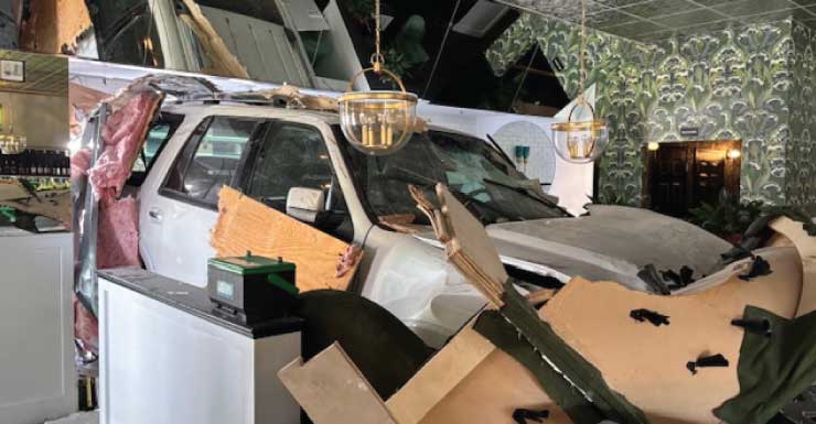 SUV crashes into Carrollwood restaurant, narrowly missing workers and customers