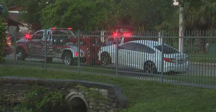 Suspect in custody after vehicle burglary; car rolls into canal, Sunrise police say