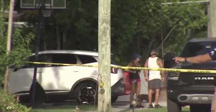 1 in custody, 2 hospitalized after shooting on Hollywood street as detectives investigate