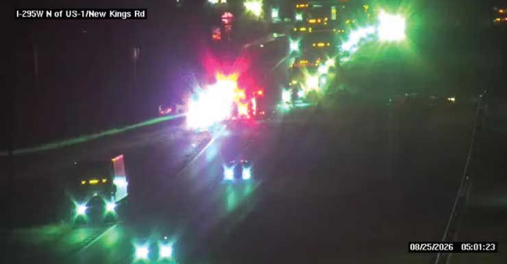 Crash with injuries blocks part of I-295 North in Jacksonville