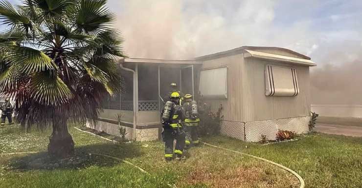 Fire crews contain Fort Pierce structure blaze before it spreads to mobile homes