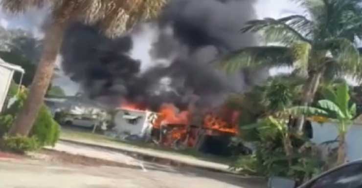 Fort Lauderdale woman reeling after fire destroys mobile home