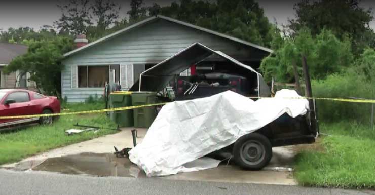 Man dies after Leesburg house fire; 4 dogs found dead in kennels