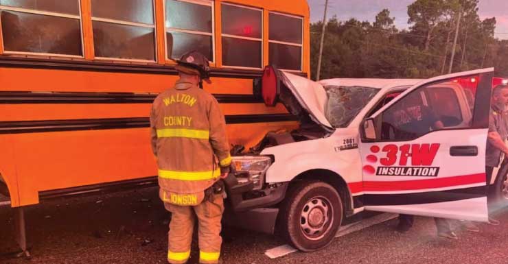 Early morning school bus crash in DeFuniak Springs, WCSO says no serious injuries