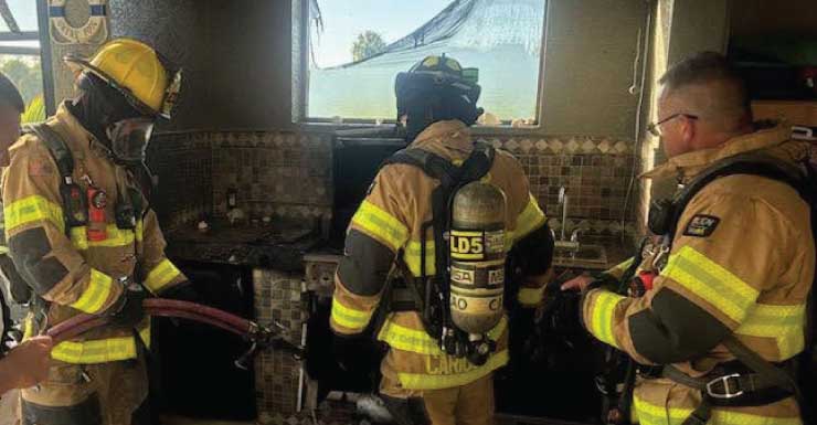 Firefighters extinguish grill fire at Cape Coral home