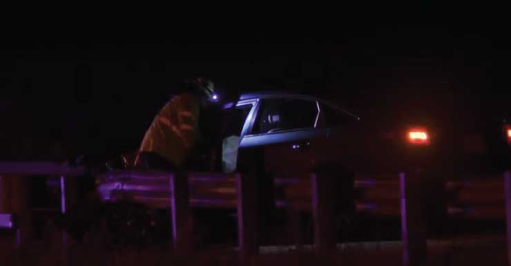 Lee County deputies investigate after car crashes into guardrail on I-75
