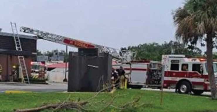 Martin County Fire Rescue responds to fire at Wendy’s on Jensen Beach Boulevard