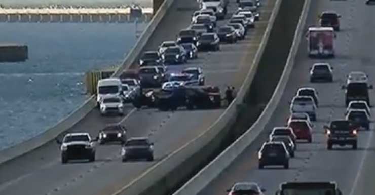 Northbound I-275 crash delays Tuesday morning drivers