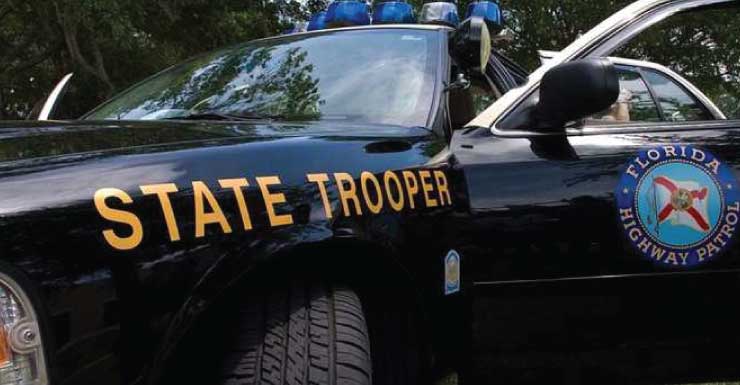 18-year-old dies in single-vehicle rollover crash in DeSoto County