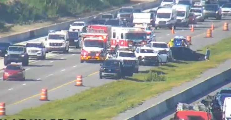Monday-afternoon-rush-drivers-face-30-minute-crash-delay-on-I-75